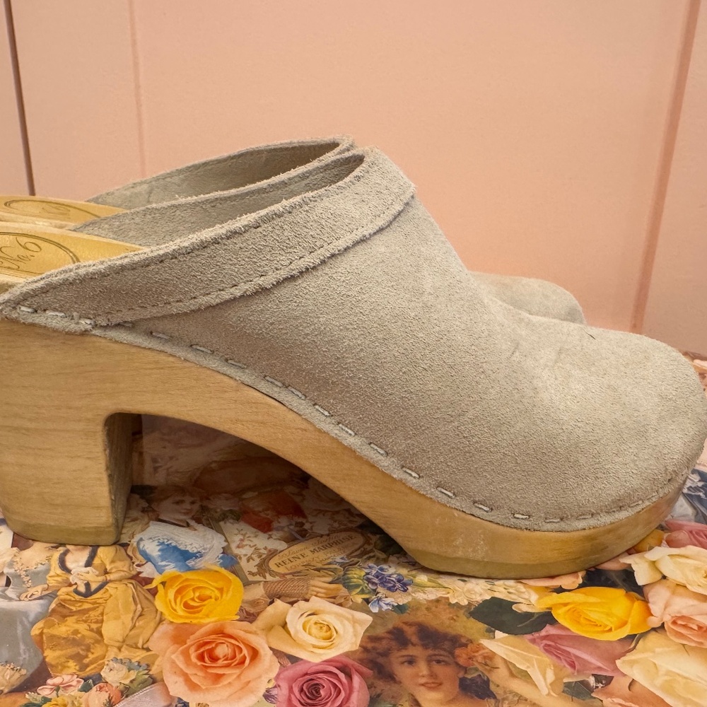 NO. 6 Clogs